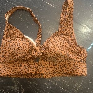 NWT Kona Sol bikini top Small